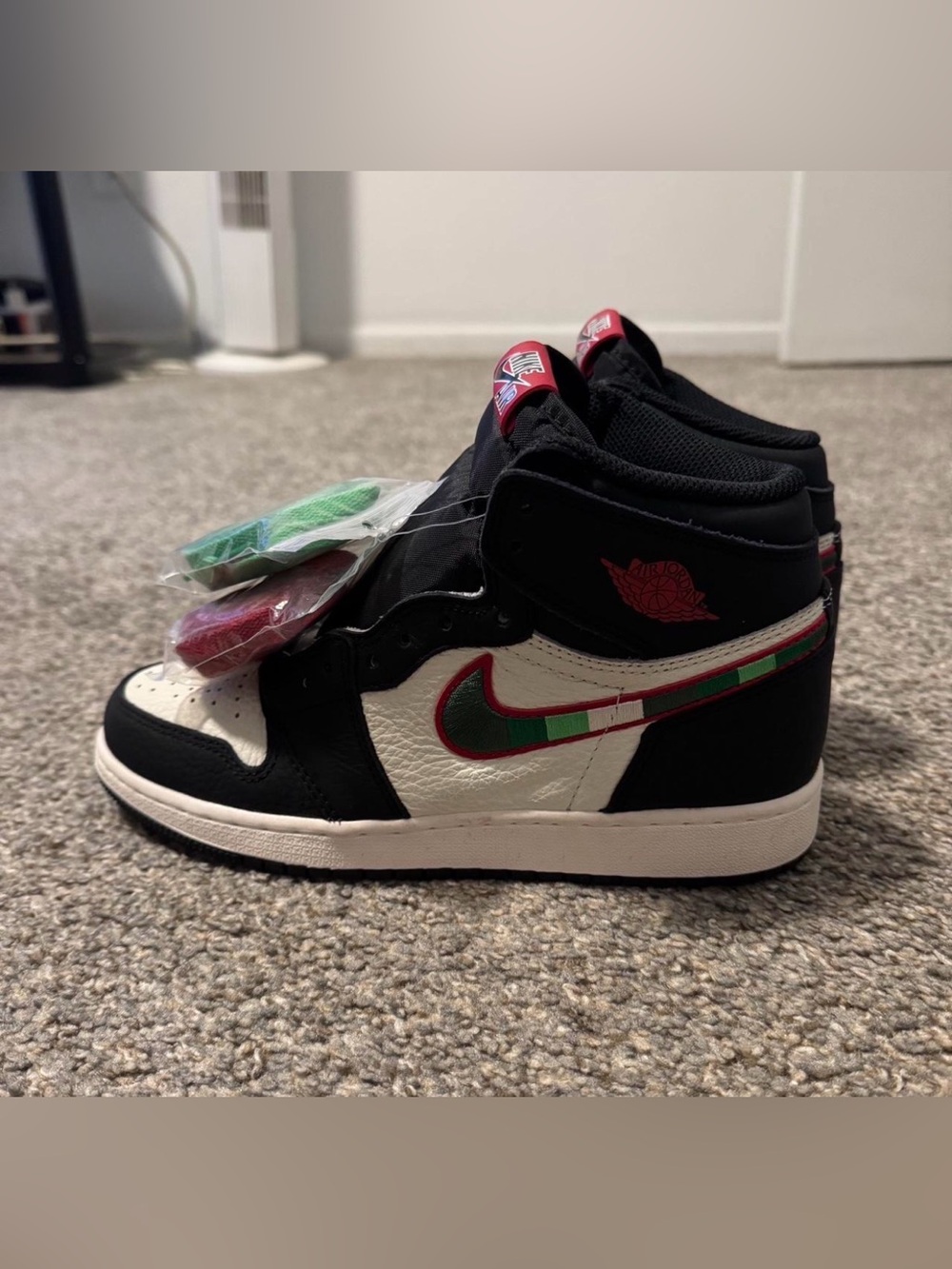 Nike Kids High-Top Sneakers in Black, White, Red & Green